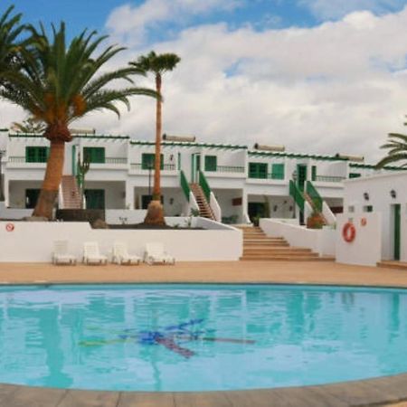 Apartamentos Tropicana Puerto del Carmen  Exterior photo
